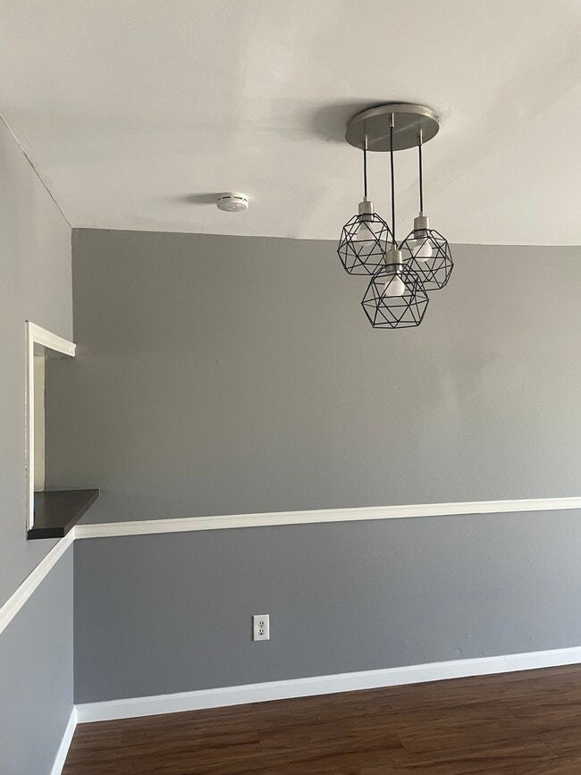 property at 730 N Eucalyptus Ave