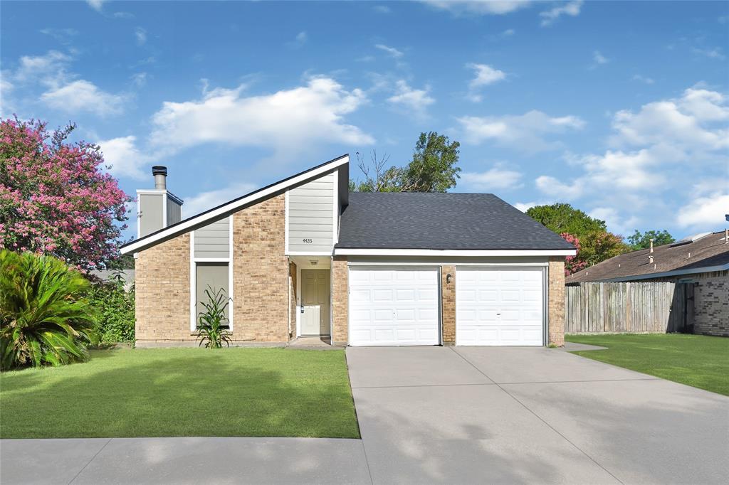 4426 Jamaica Ln in Pasadena, TX - Building Photo