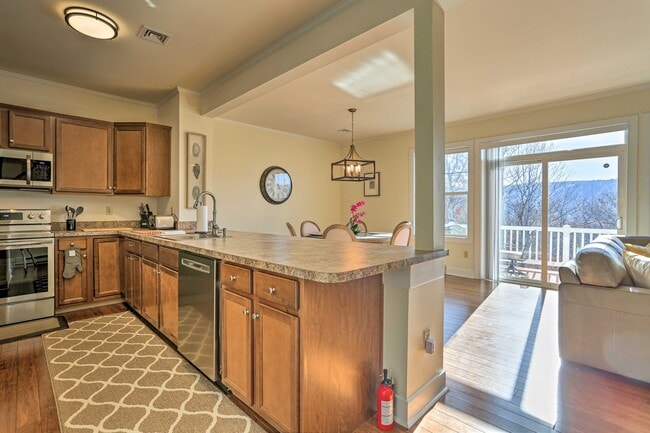 property at 542 Upper Deer Valley Rd