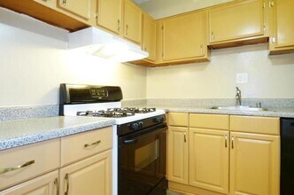 3815 Swann Hill Rd in District Heights, MD - Building Photo - Building Photo