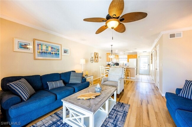 6777 Winkler Rd in Ft. Myers, FL - Building Photo - Building Photo