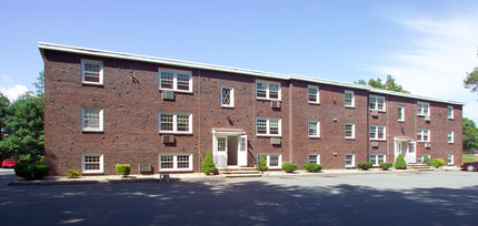 45 Mechanic St in Foxboro, MA - Building Photo - Building Photo