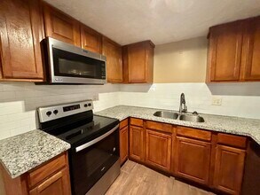 207 Frawley St in Houston, TX - Building Photo - Building Photo