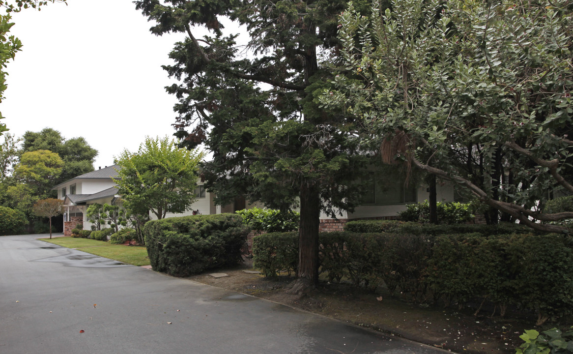 1308-1316 Hoover St in Menlo Park, CA - Building Photo