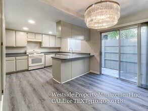 3739 S Centinela Ave in Los Angeles, CA - Building Photo - Building Photo