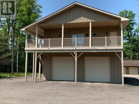 4795 19th Sideroad in King City, ON - Building Photo