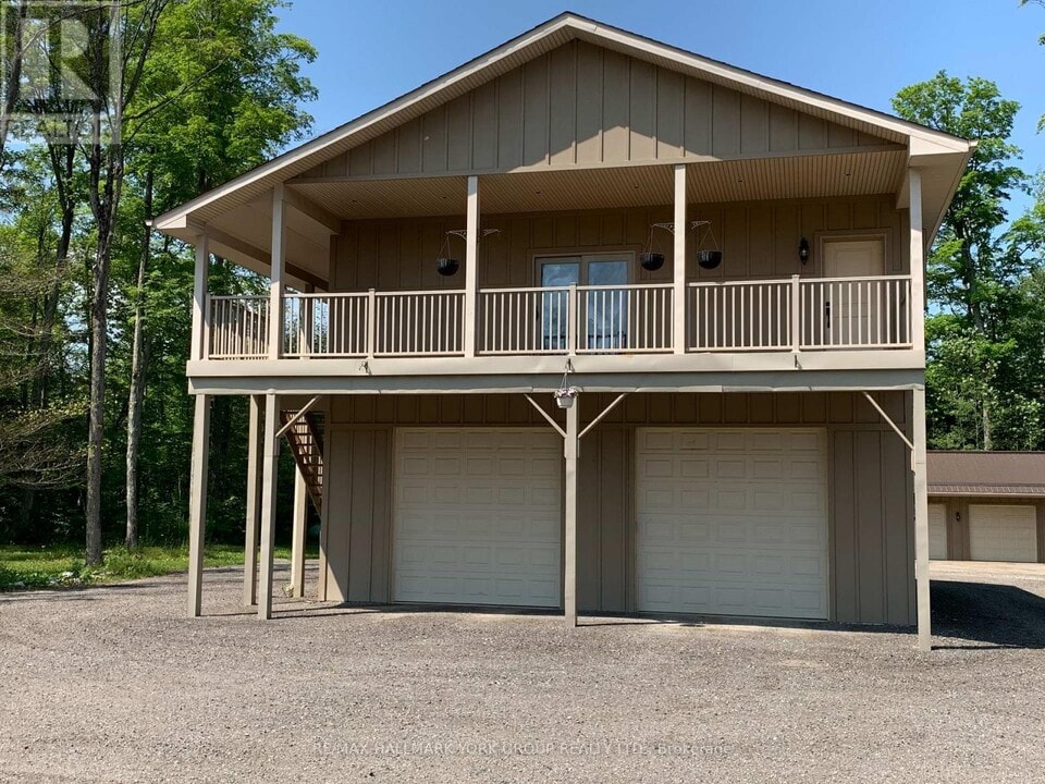 4795 19th Sideroad in King City, ON - Building Photo