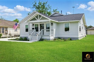 522 Caplin St in Houston, TX - Building Photo