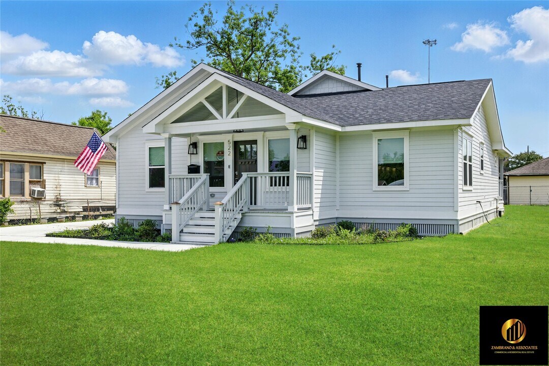 522 Caplin St in Houston, TX - Building Photo
