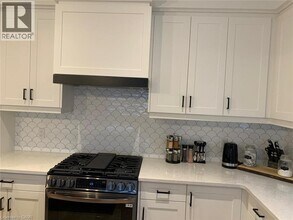 78 O.J Gaffney Dr in Stratford, ON - Building Photo - Building Photo