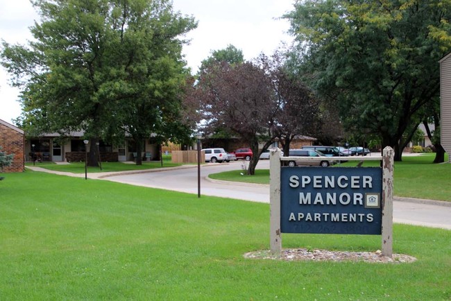 Spencer Manor Apartments in Spencer, IA - Building Photo - Building Photo