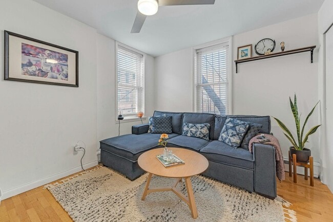 233 Grand St in Hoboken, NJ - Building Photo - Building Photo