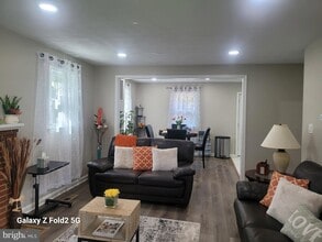 16309 Holly Hill Dr in Waldorf, MD - Building Photo - Building Photo