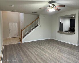 14020 Corrine Cir in Jacksonville, FL - Building Photo - Building Photo