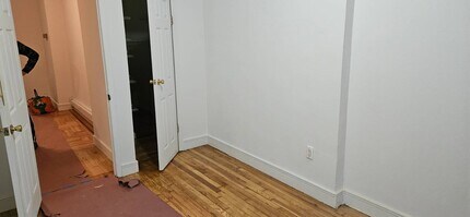 35 Avenue St in Astoria, NY - Building Photo - Building Photo