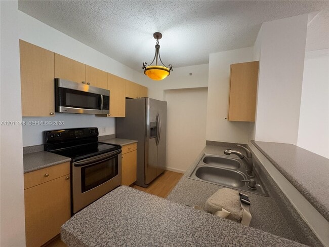 property at 1919 Van Buren St