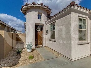2922 E Wayland Dr in Phoenix, AZ - Building Photo - Building Photo