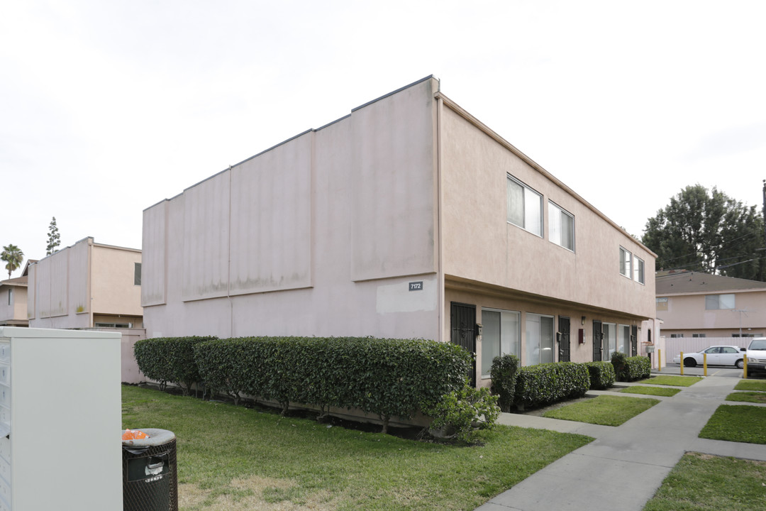 7172 Main St in Westminster, CA - Building Photo