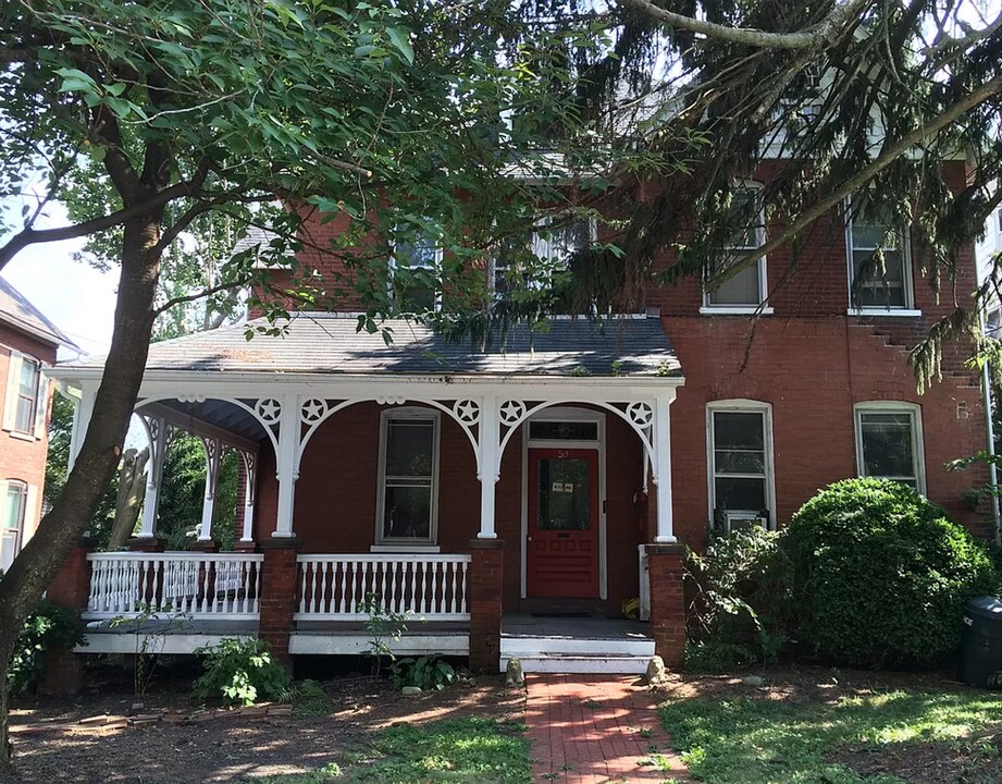 50 W Frederick St-Unit -MB140201 - in Millersville, PA - Building Photo