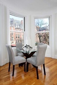 261 Beacon St, Unit 21 in Boston, MA - Building Photo - Building Photo