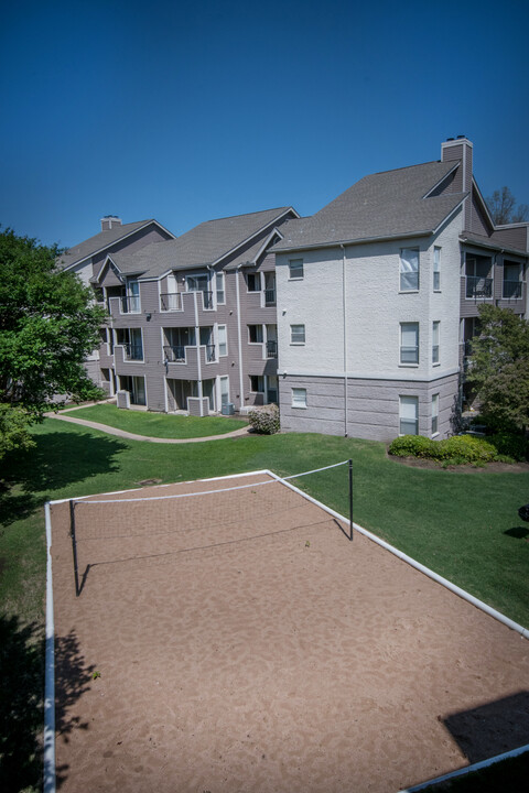 The Lakes at Renaissance Park in Austin, TX - Foto de edificio