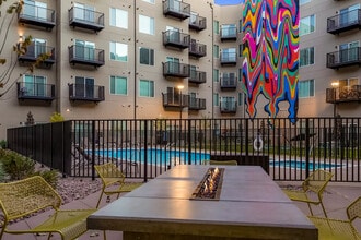 Stella On The Park in Aurora, CO - Foto de edificio - Building Photo