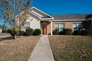 600 Trellis Square in Pooler, GA - Building Photo
