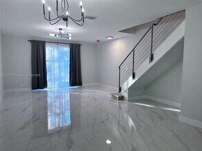 3701 San Simeon Cir in Weston, FL - Building Photo - Building Photo