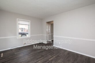 708 Winston Dr in Fairborn, OH - Building Photo - Building Photo