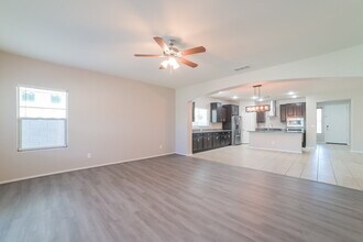 10828 W Swayback Pass in Peoria, AZ - Building Photo - Building Photo