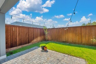 10927 Keaton Landing Dr in Houston, TX - Building Photo - Building Photo