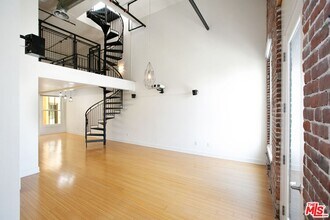 253 S Broadway in Los Angeles, CA - Building Photo - Building Photo