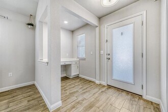 8303 Cottage Rose Dr in Austin, TX - Building Photo - Building Photo