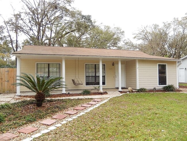 property at 5527 Denargo Dr
