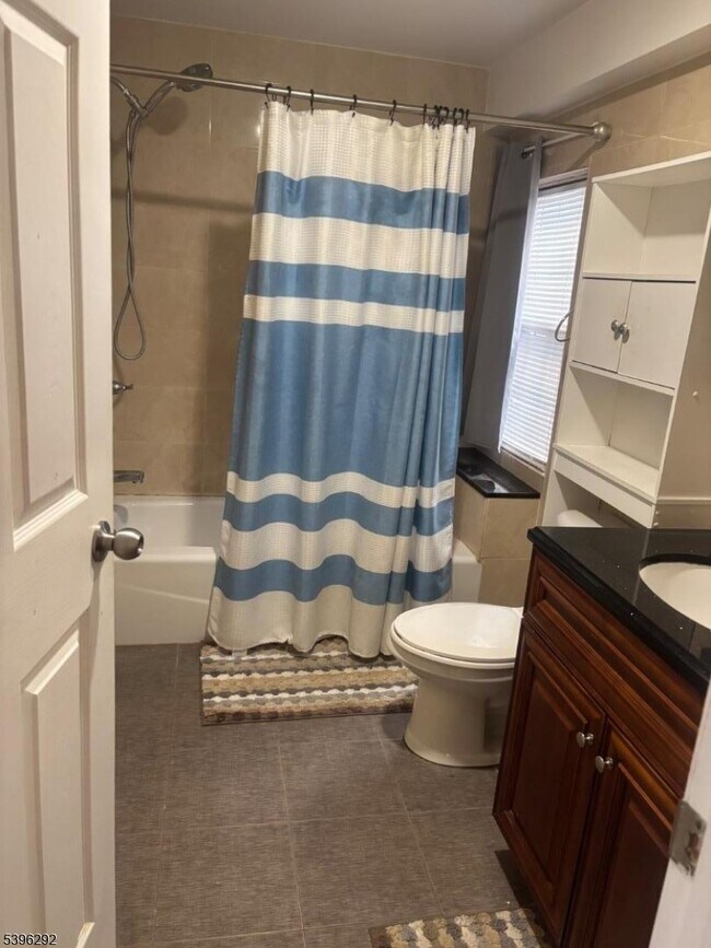 306 Dodd St in East Orange, NJ - Building Photo - Building Photo