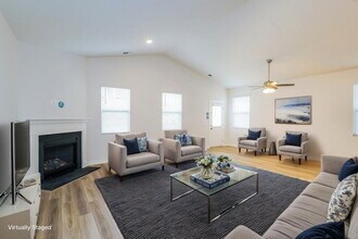 599 Snapdragon Ln in Hendersonville, TN - Foto de edificio - Building Photo