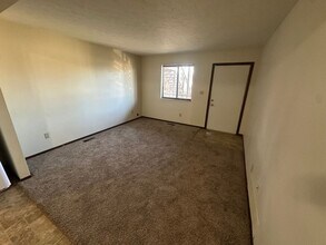 1202 19th St in Vienna, WV - Building Photo - Building Photo