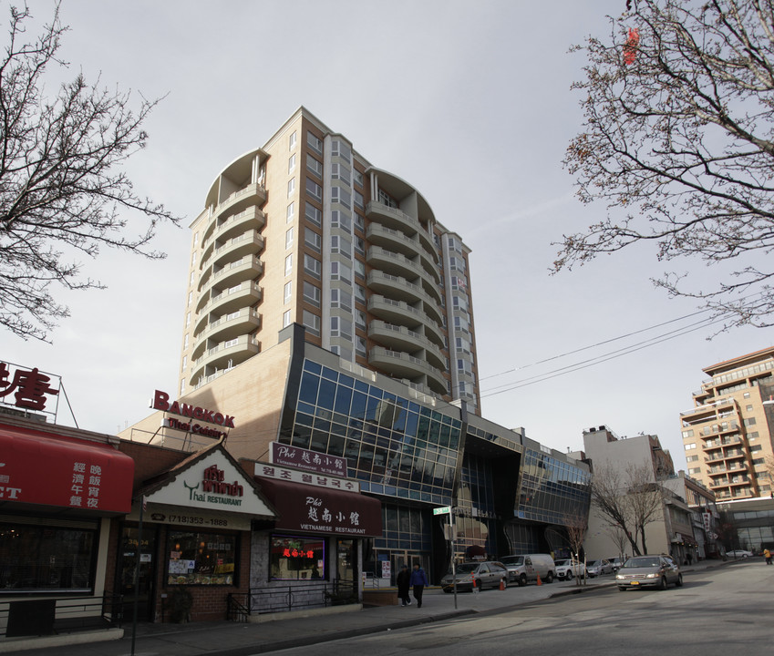 Prince Plaza in Flushing, NY - Building Photo