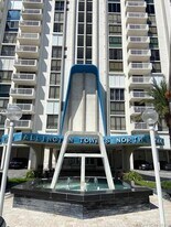 1500 S Ocean Dr in Hollywood, FL - Building Photo