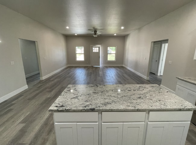 21 Watch Hl Dr in Durant, OK - Building Photo - Building Photo