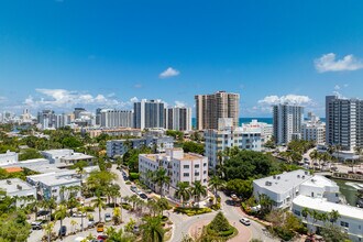 Mantell Plaza in Miami Beach, FL - Building Photo - Building Photo