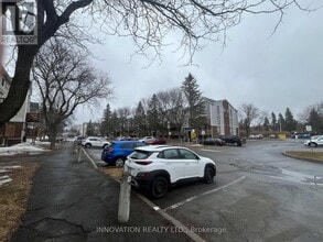 120 Fenerty Ct in Ottawa, ON - Building Photo - Building Photo