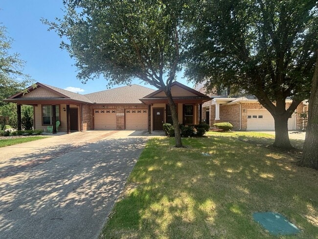 2310 Wood River Pkwy