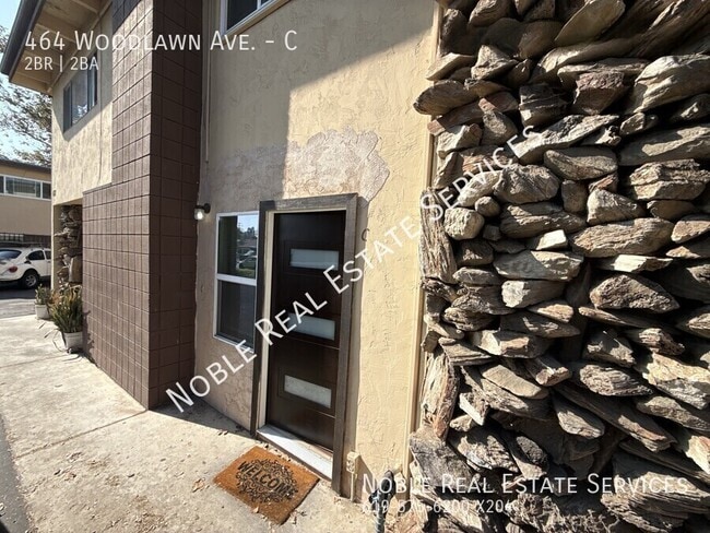 property at 464 Woodlawn Ave