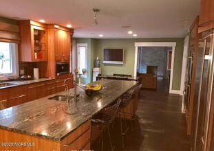5 Valley Forge Rd in Eatontown, NJ - Building Photo - Building Photo