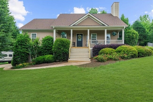 property at 122 Stonebrook Trail