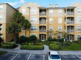 2781 Almaton Loop in Kissimmee, FL - Building Photo