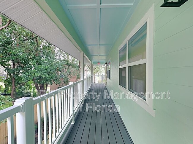 property at 318 NE 7 Ter