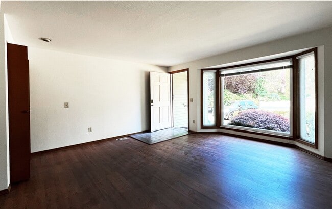 5515 148th Pl SW in Edmonds, WA - Building Photo - Building Photo