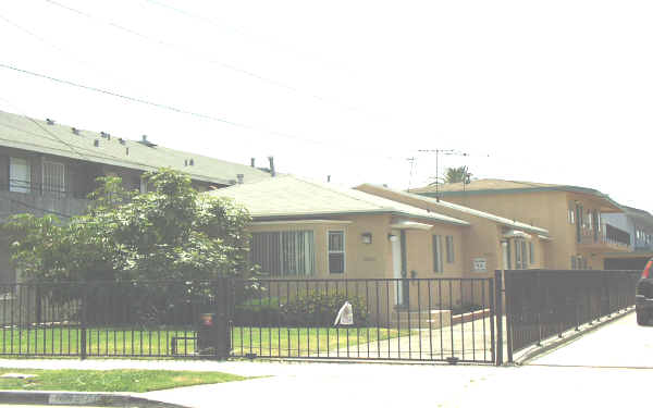 1842-1846 W 145th St in Gardena, CA - Building Photo